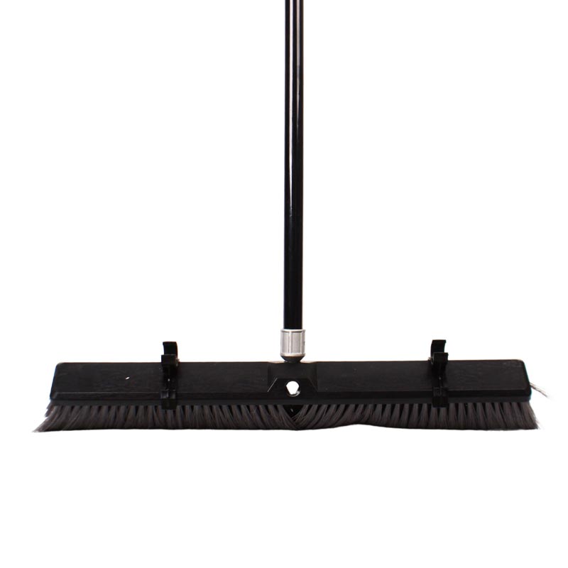 مكنسة يدوية بلاستك ناعم مع عصا حديد عرض 60 سم