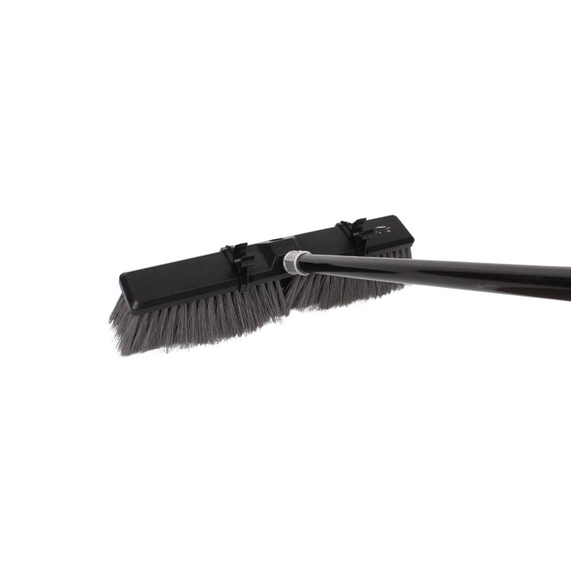 مكنسة يدوية بلاستك ناعم مع عصا حديد عرض 45 سم