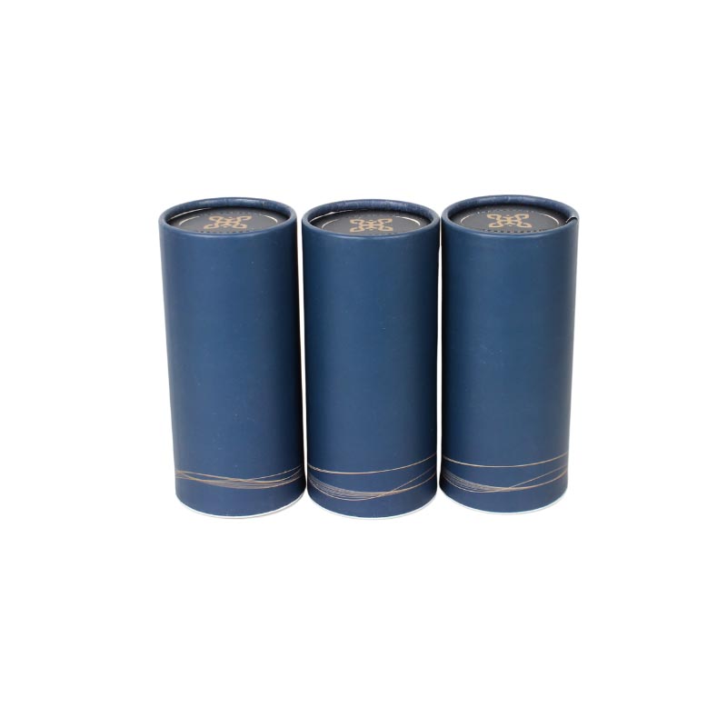 حزمة تحتوي على 3 عبوات من المناديل الاسطوانية بتصميم فاخر