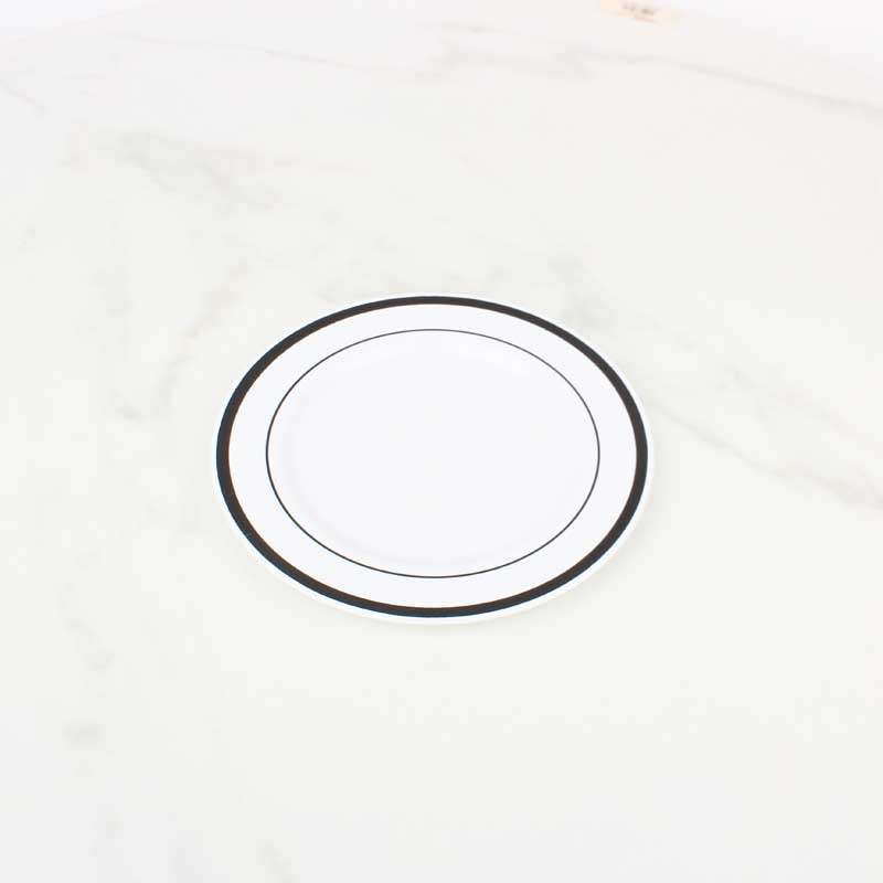 حزمة صحون بلاستيك أبيض بحواف سوداء قطر 16 سم – 8 صحون