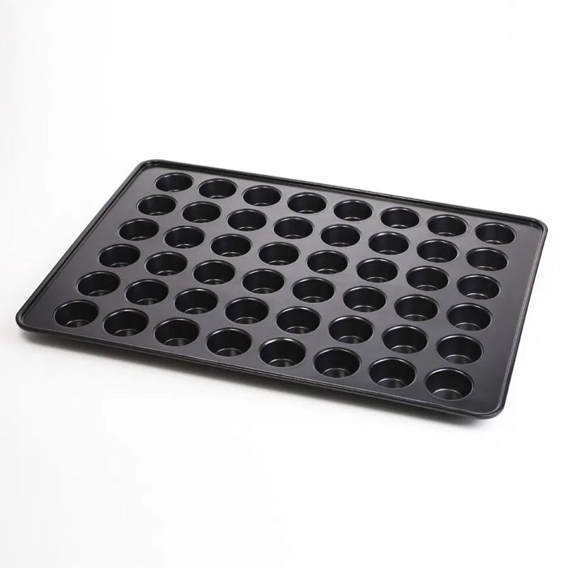 قالب مافن معدني غير لاصق من بيكرز سيكرت - Baker’s Secret | صينية كب كيك ميني 48 تجويف – مقاس 54.5×39.5 سم