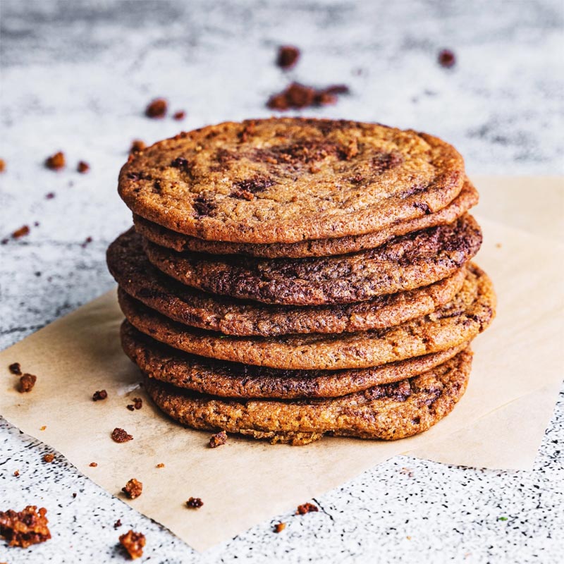 صينية كوكيز مسطحة من الالمنيوم المعاد تدويره من بيكرز سيكرت - Baker’s Secret | مقاومة للالتواء – مقاس 34.6×24.5×2.5 سم