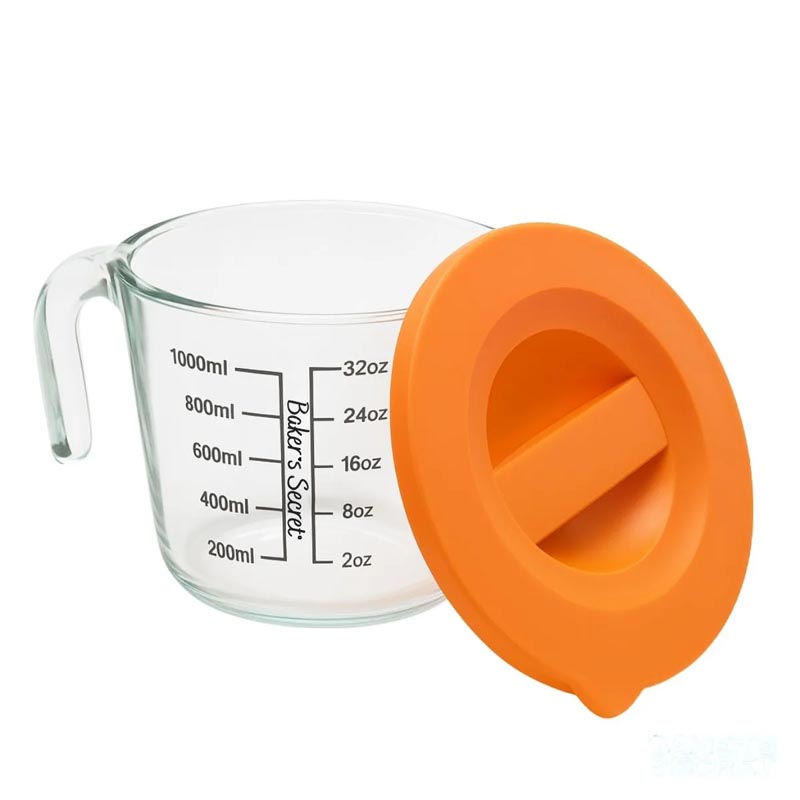 كوب قياس زجاجي مدرج بغطاء من بيكرز سيكرت - Baker’s Secret | سعة 1000 مل – تصميم أنيق ودقيق للقياس