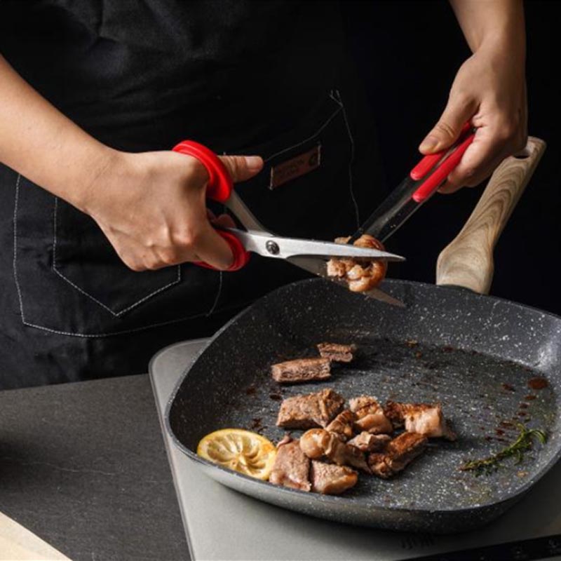 مقص وملقط مطبخ من الستانلس ستيل من بيكرز سيكرت - Baker’s Secret | متعدد الاستخدامات لتقطيع الدجاج وتحضير الطعام