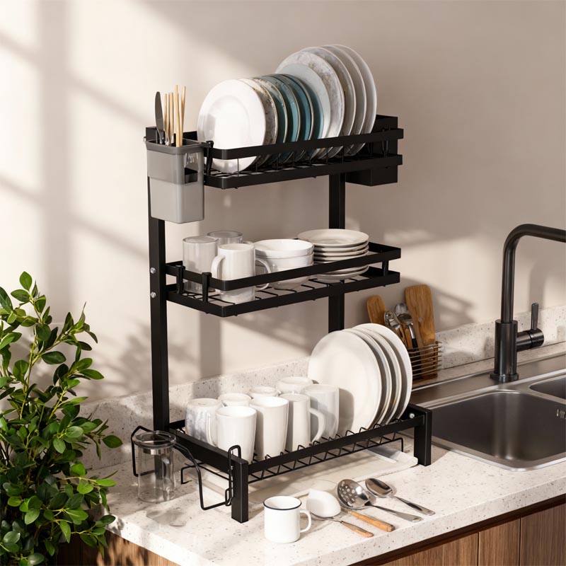 حامل صحون ومنظم مطبخ بثلاث طبقات مصنوع من الستانلس ستيل المقاوم للصدأ – تصميم عملي لتجفيف الأطباق وتخزين الأدوات، الأكواب، وأدوات المطبخ – المقاس 33×59×22 سم