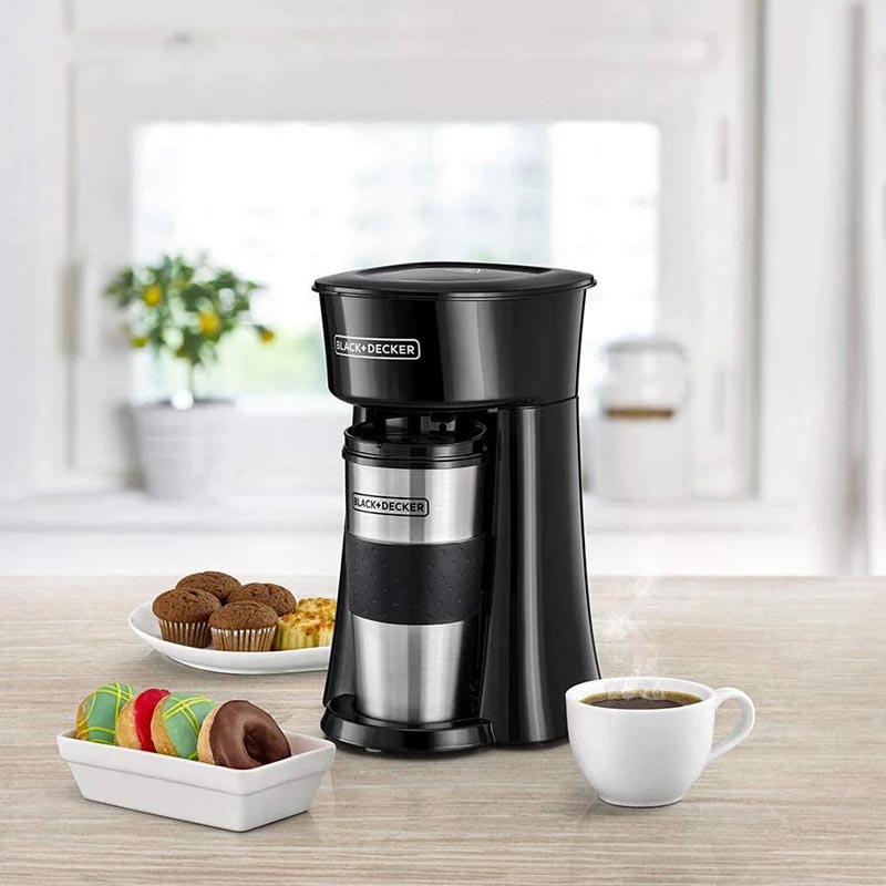 بلاك اند ديكر ماكينة قهوة مميزة بسعة 360 مل مع كوب سفر من الستانلس ستيل بغطاء محكم – موديل ‎DCT10-B5‎ – قدرة 650 واط – لون اسود