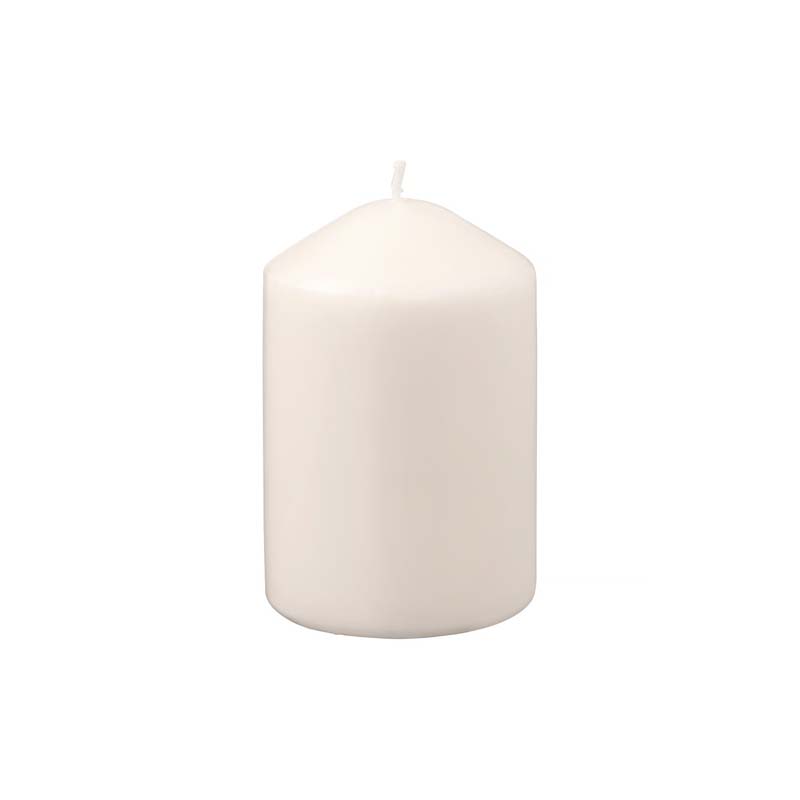 شمعة ديكور بيضاء بطول 10 سم وقطر 6.5 سم، مثالية لتزيين الطاولات وإضافة أجواء هادئة ودافئة في المنزل أو المناسبات