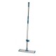 مساحة ارضيات سهلة الاستخدام بنظام العصر الذاتي – Hand Free Easy Mop بعصا بطول 135 سم ورأس مساحة بعرض 45 سم، متوفرة باللونين الازرق والرمادي الفاتح