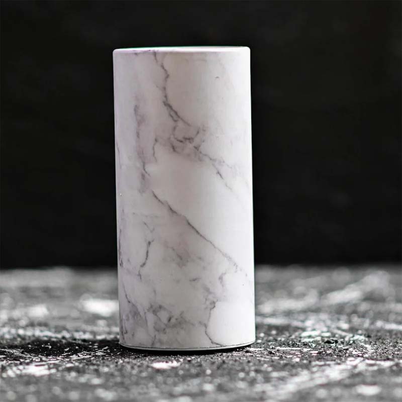 حزمة من 4 عبوات مناديل اسطوانية بتصميم رخامي أنيق – مثالية للمناسبات العامة والخاصة والسيارة