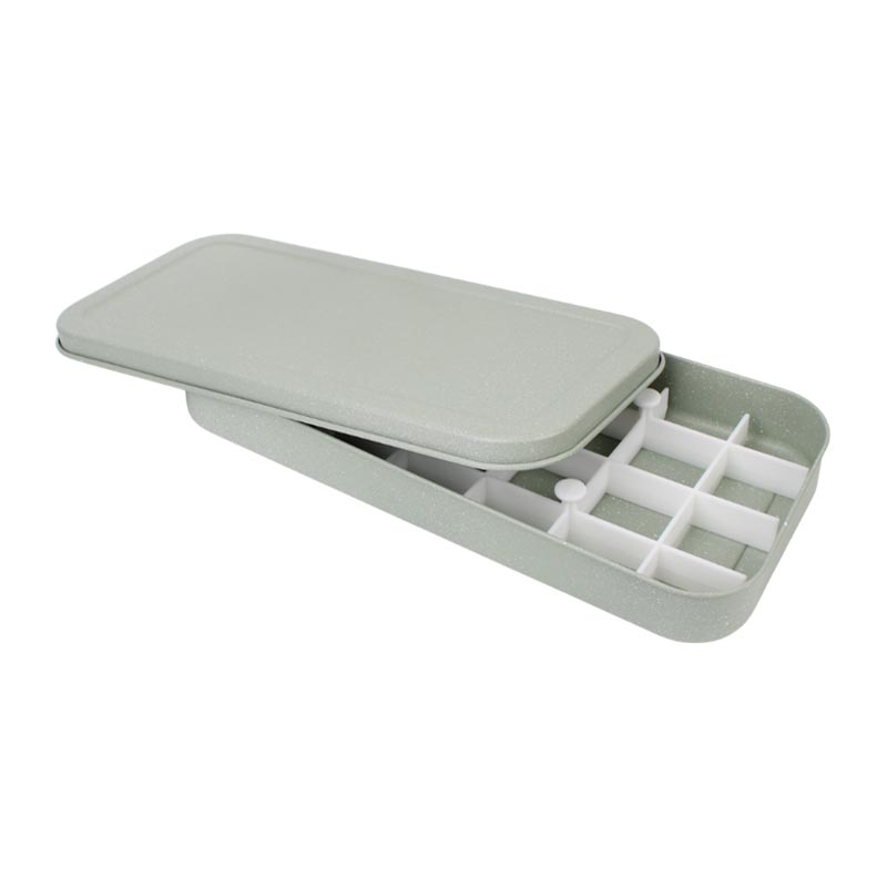 صحن بسبوسة بطلاء جرانيت مع غطاء محكم وقالب تقطيع عملي – الطول 37 سم، العرض 17 سم، العمق 4 سم