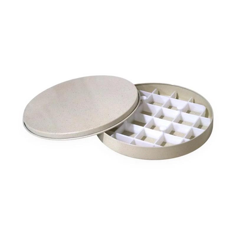 صحن بسبوسة بطلاء جرانيت مع غطاء محكم وقالب تقطيع عملي – قطر 35 سم، العمق 4 سم