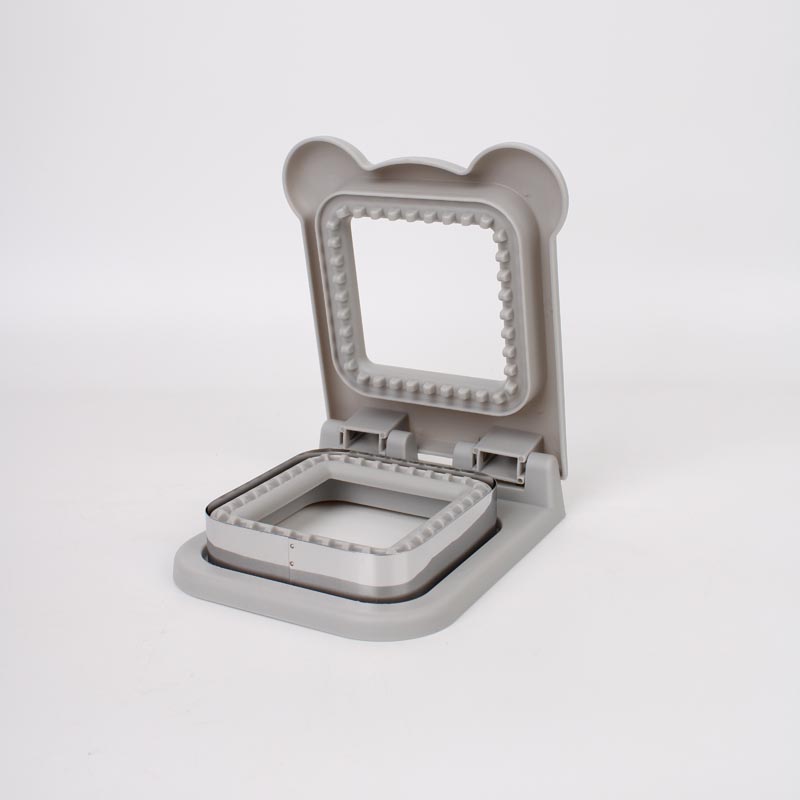 قطاعة توست يدوية مربع مع قالب استيل