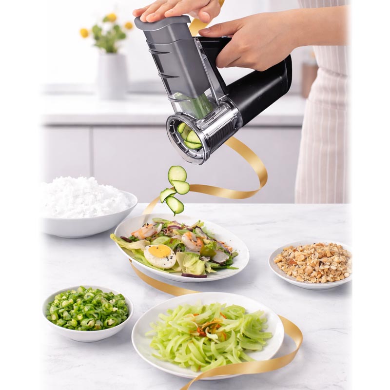 مفرمة خضار يدوية محمولة متعددة الوظائف قابلة للشحن مع 4 شفرات تقطيع