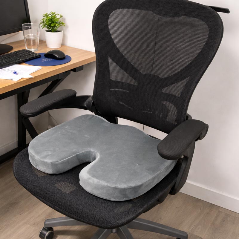 وسادة ميموري فوم مغطاة 100% بوليستر بملمس ناعم