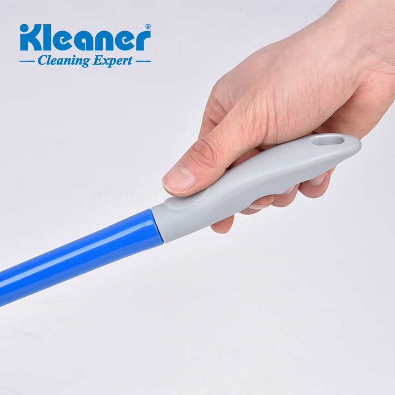 فرشاة تنظيف حمام بمقبض طويل 49.5 سم شعيرات PP